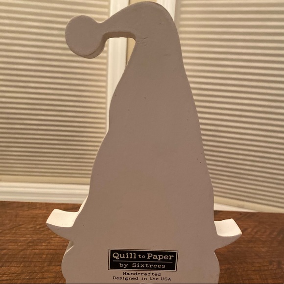 Valentine's Day Gnome Wood Sign, Gnome With Champagne & Chocolate Strawberries - Picture 10 of 12